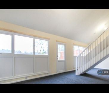 3 bedroom terraced house to rent - Photo 6