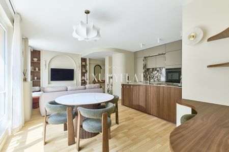 Appartement • Saint Philippe du Roule - Photo 5