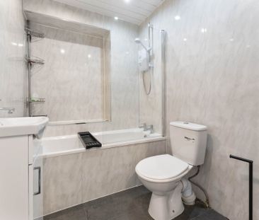 Price £545 pcm - Available Now - Furnished / Unfurnished - Photo 2
