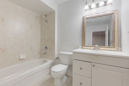 For Lease - 3071 Treadwells Drive Unit# 3, Mississauga, Ontario - Photo 2