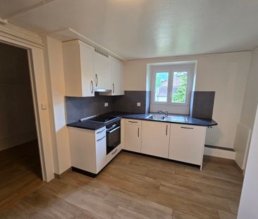 Bel appartement de 3 pièces au 2ème étage au centre du village avec... - Photo 6