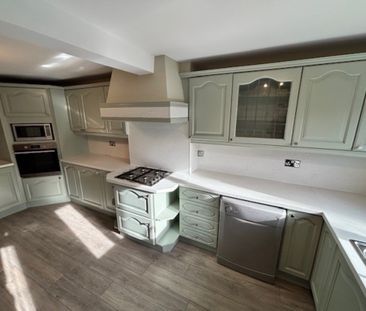 Leadale, Preston - Photo 4