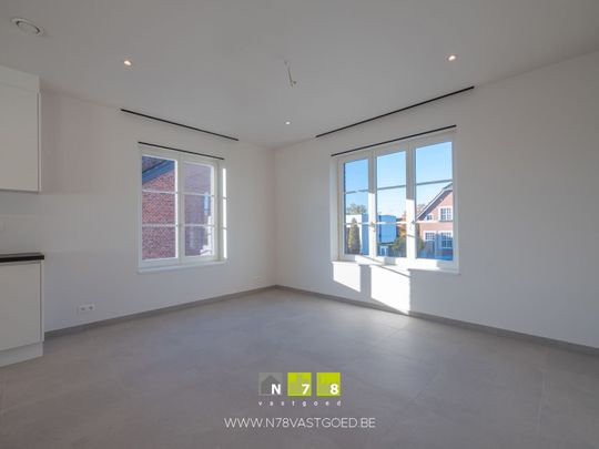 Appartement te huur - Foto 1