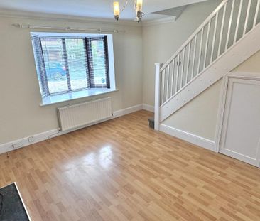 2 bedroom semi-detached house to rent - Photo 5