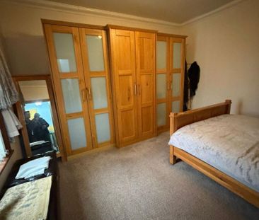 4 bedroom terraced house to rent - Photo 3