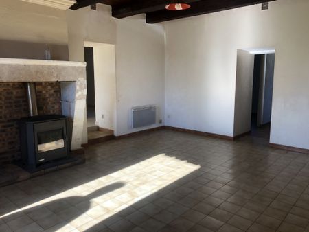 Location Maison 4 pièces 71m² ST AULAYE PUYMANGOU 24410 - Photo 3