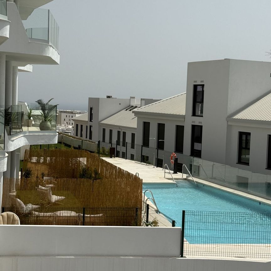 Apartment in Fuengirola, Costa del Sol - Photo 1