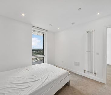 1 Bed Flat, Heartwood Boulevard, W3 - Photo 4