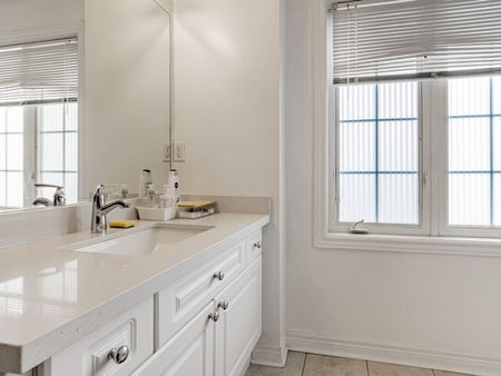 For Lease - 20 Rocking Horse Street Unit# Unit 2 (Coachhouse), Markham, Ontario - Photo 4