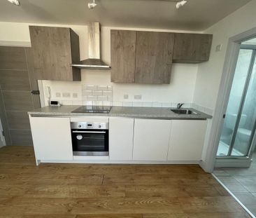 Studio to rent - Photo 5