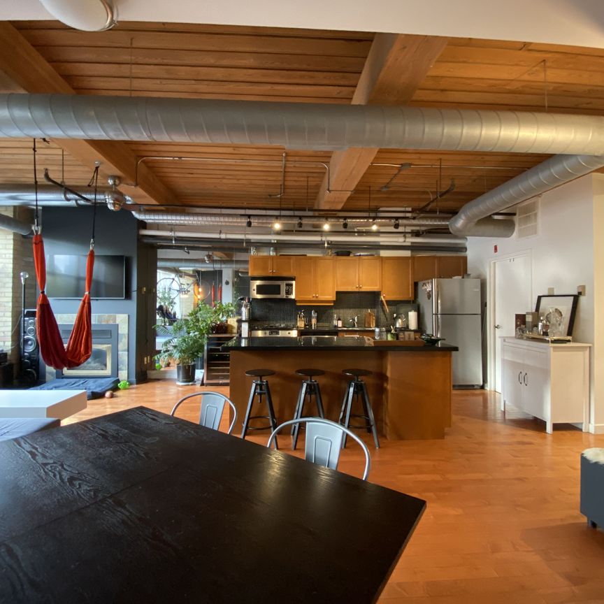 For Lease - 436 Wellington Street Unit# 204, Toronto, Ontario - Photo 1