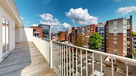 ANTWERPEN - Luxueus gerenoveerd appartement in herenhuis - Photo 5