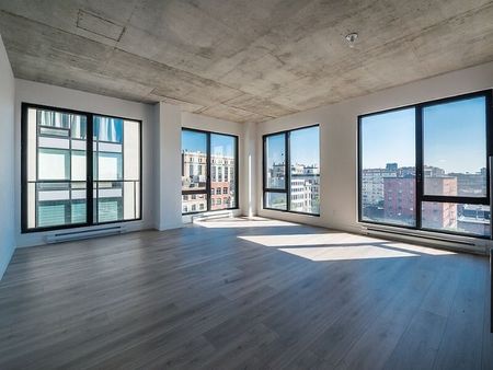 464 Saint-Henri Street, Montréal, QC - Photo 2