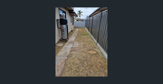 Comfortable 3-Bedroom Home in Prime Taperoo Location - Photo 1