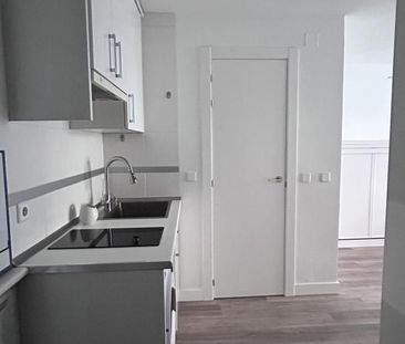 Piso de alquiler en Calle de Cristóbal Bordiú, 34, Ríos Rosas - Nue... - Photo 4