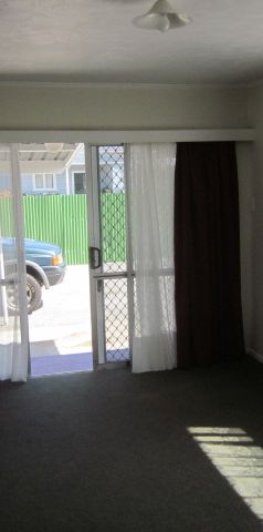 Private unit. Great location. - Photo 1