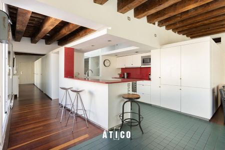 Luxury penthouse for rent in Barcelona, Spain - Photo 2