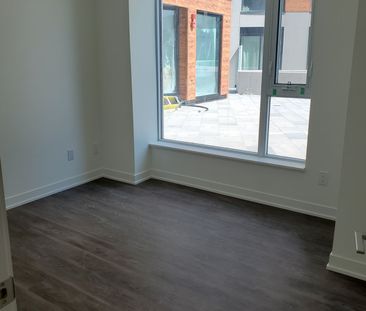 For Lease - 2 David Eyer Road Unit# 229, Richmond Hill, Ontario - Photo 3