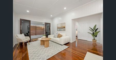 Relaxed, Contemporary Living for the Modern Family! - Photo 4