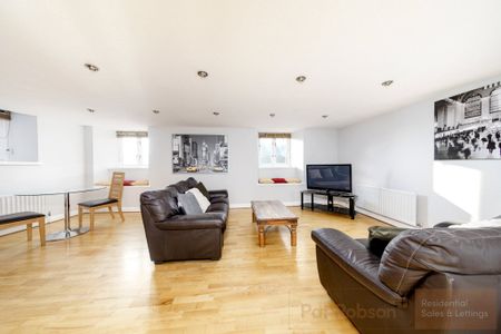 Love Lane, Newcastle Upon Tyne - Photo 2