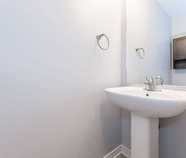 For Lease - 7 Lakefront Drive, Hamilton, Ontario - Photo 1