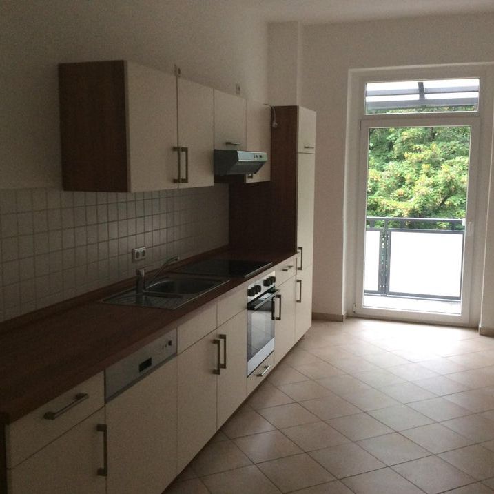 // 2 Zimmer // EINBAUKÜCHE // BALKON // - Foto 1