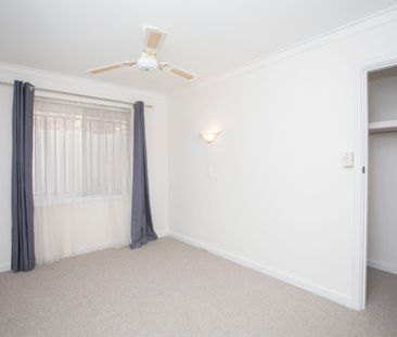 Spacious family home in Greenwood - Photo 6