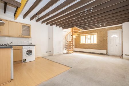 2 bedroom semi-detached house to rent - Photo 4