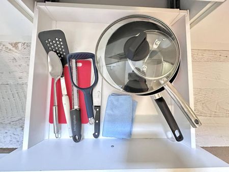 Modern Living in the Iconic 'Astoria' Building - Photo 4