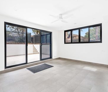 Bright Brand New Studio - Photo 6