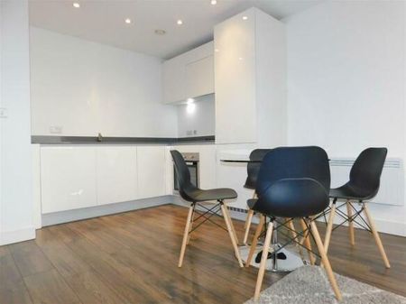 1 bedroom flat to rent - Photo 2