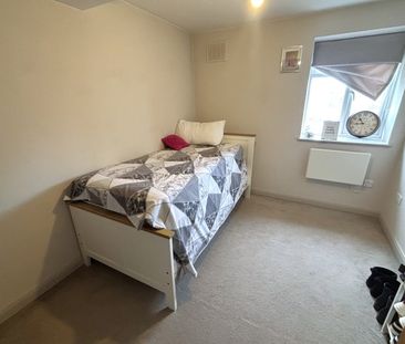 Queens Road, Weybridge, Surrey, KT13 - Photo 6