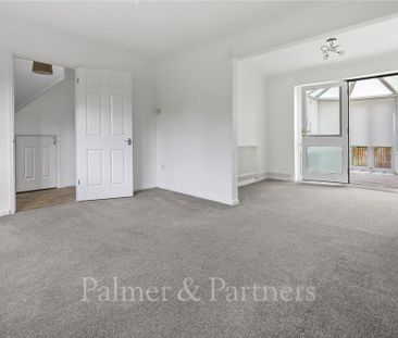 3 bedroom link detached house to rent - Photo 2