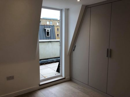 1 Bed Flat, Britton Street, EC1M - Photo 3