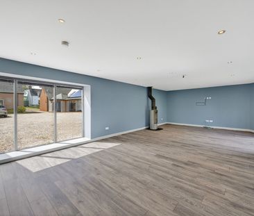 4 bedroom barn conversion to rent - Photo 2