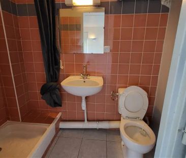 Location appartement 1 pièce - 17m² à Salon de provence (13300) - Photo 5