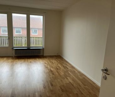 Västra Backgatan 16, Rydsgård - Photo 1