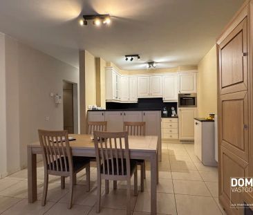 Ruim gemeubeld 2-slaapkamer appartement met terras op benedenverdie... - Foto 3