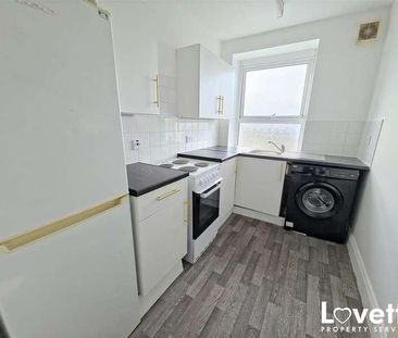 Athelstan Road, Margate, CT9 - Photo 2