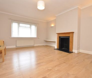 2 Bed Flat, Linksview, N2 - Photo 1