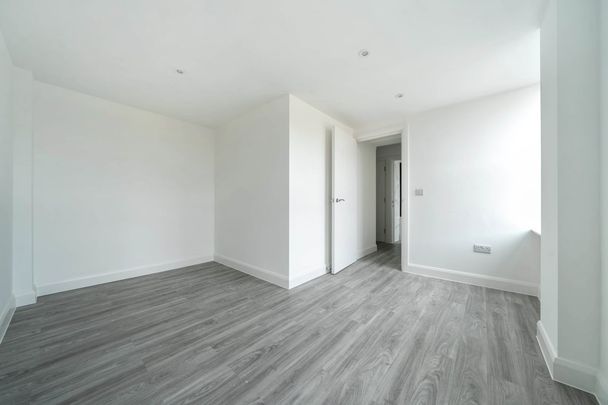 3 bedroom apartment to rent - Photo 1