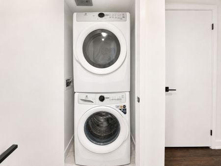 For Lease - 609 Sherbourne Street Unit# 606, Toronto, Ontario - Photo 4