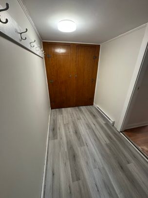 75 Sheffield Court, Unit B - Photo 1