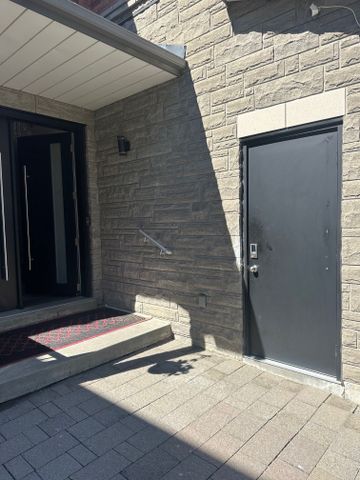 For Lease - 562 Skinner Avenue Unit# Lower, Newmarket, Ontario - Photo 2