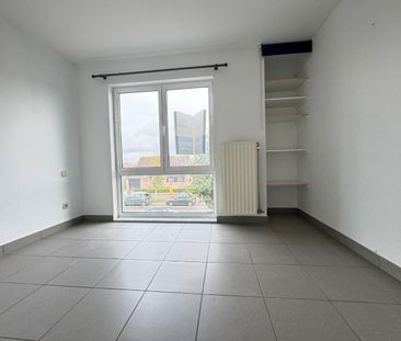 Energiezuinig en centraal gelegen 2-slaapkamerappartement met garage - Photo 3