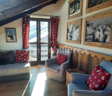 Mansarda via della Vittoria 1, Centro, Courmayeur - Photo 2