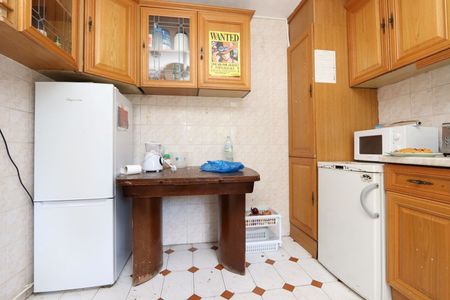 Room in a Shared Flat, Pennyfields, E14 - Photo 4