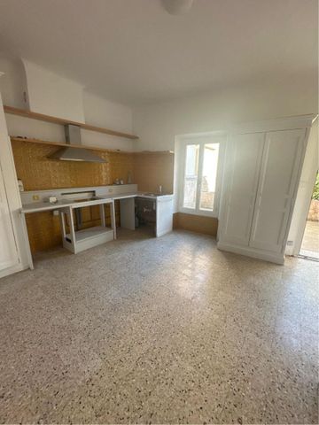 Maison Trets - 5 pi�ce(s) - 141.48 m2, - Photo 4