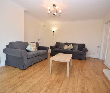 2, Dale Park Gardens, Leeds, LS16 7PT - Photo 1