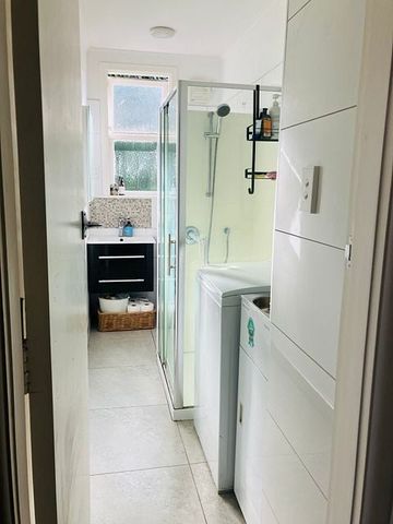 2BR Kilbirnie Flat - Photo 2